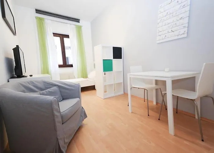 Wohnen Auf Zeit In Der Kölner Südstadt *